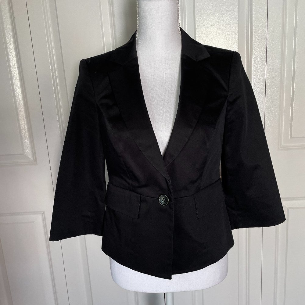 Black 3/4 Sleeve Suit Jacket